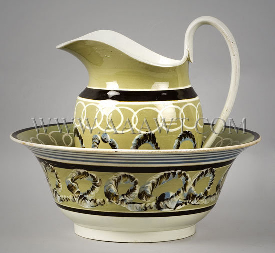 Mocha, Washbowl and Pitcher
Early 19th Century
Pearlware, entire view